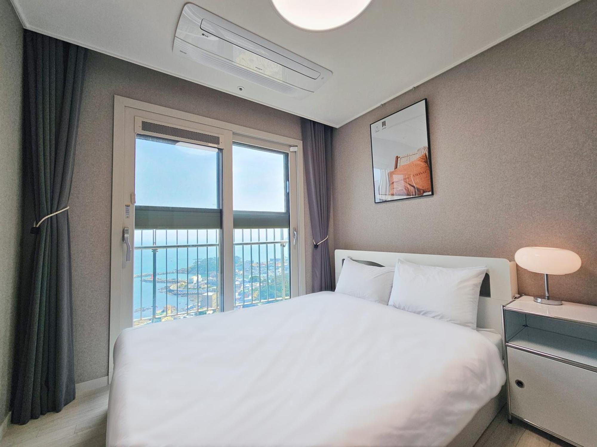 Y Collection By Uh Flat Osiria Aparthotel Busan Exterior photo